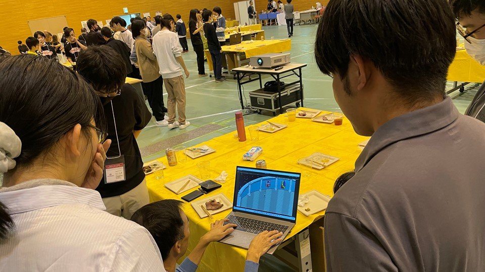 ゲームを作成している様子