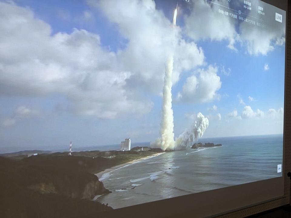 パブリックビューイングの様子③