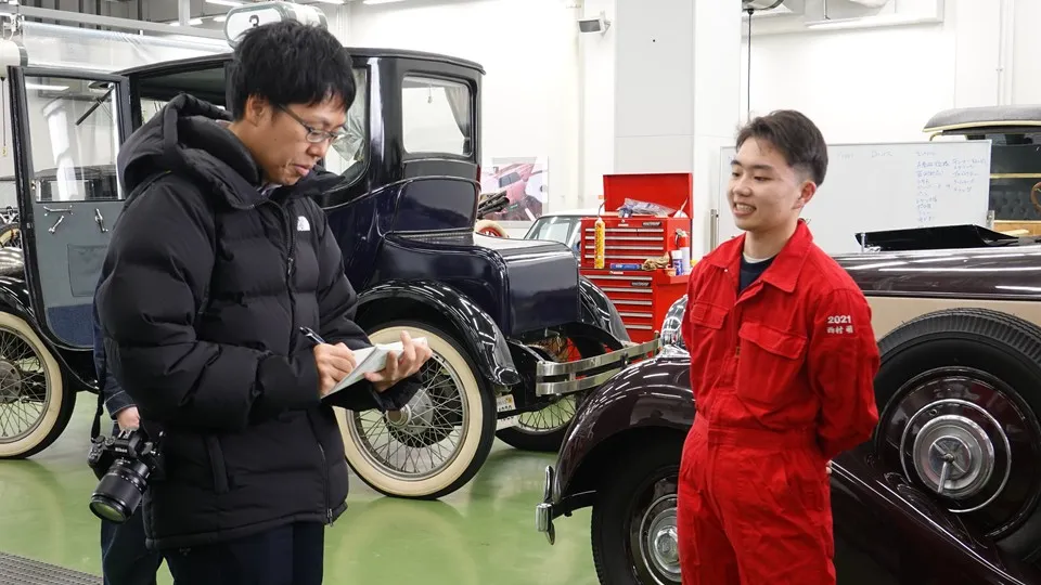 取材を受ける北川ゼミの学生