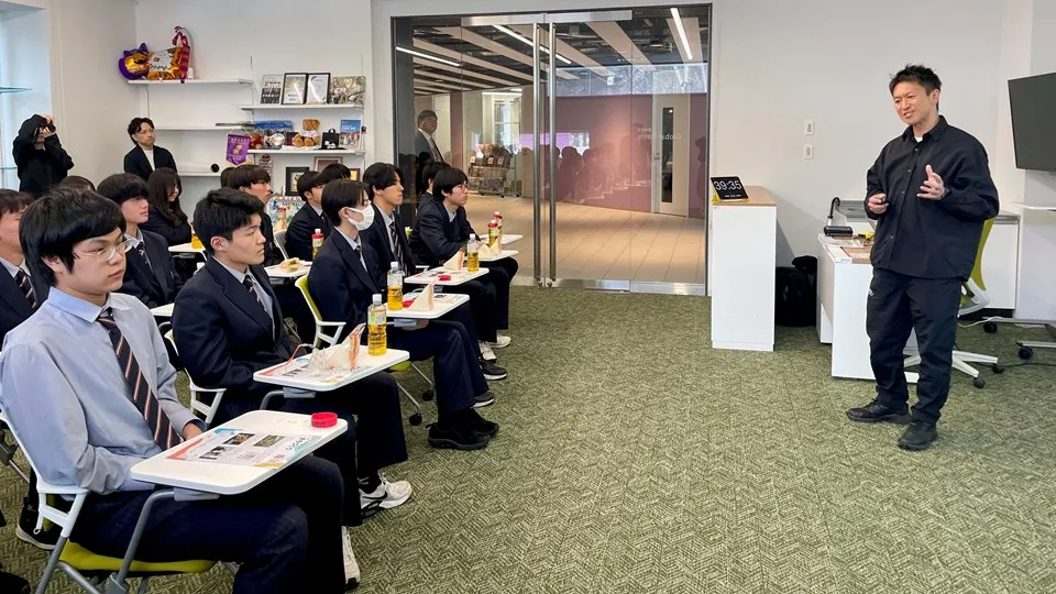 岡田吉伸氏による講演