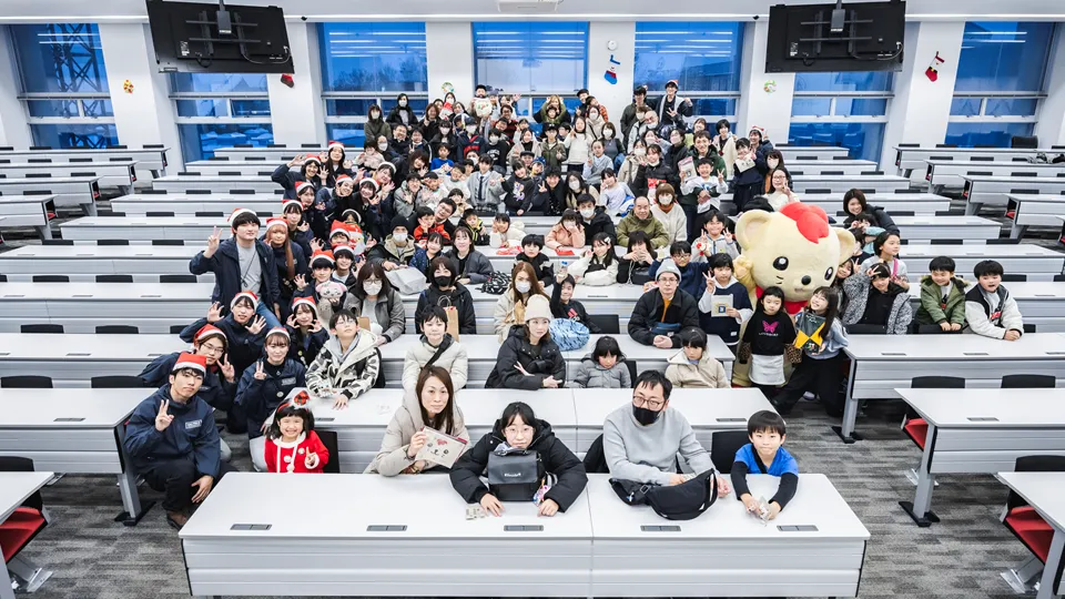 かがくガオーのクリスマスパーティ集合写真